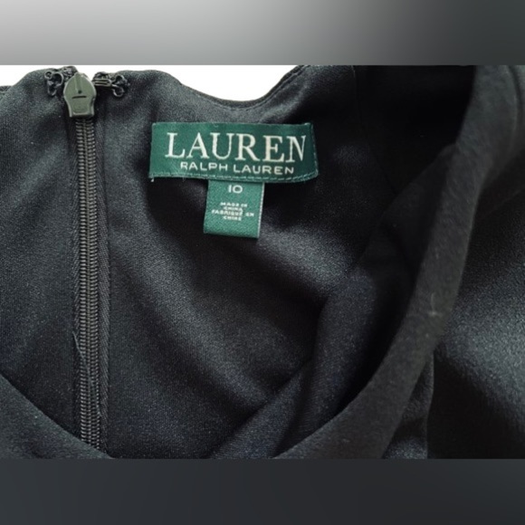 NWT Lauren Ralph Lauren Black Sleeveless Ruffle Scuba Midi Dress
Size 10 - Picture 6 of 9